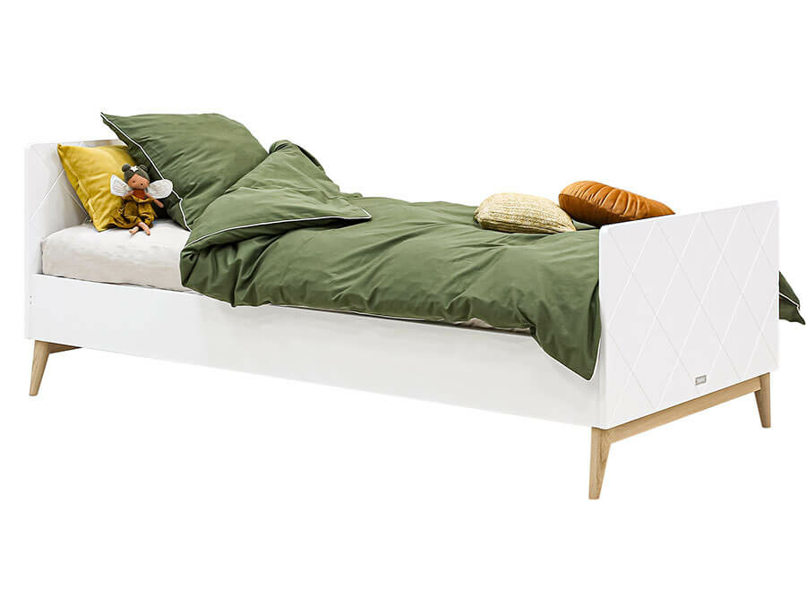 15419351-Bopita-Paris-bed-90x200-wit-eiken-opgemaakt