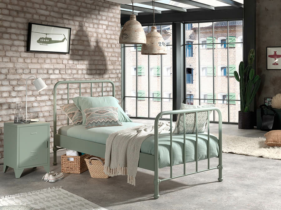 BRBE9093-Vipack-Bronxx-Bed-90X200-Olive-Green-sfeer