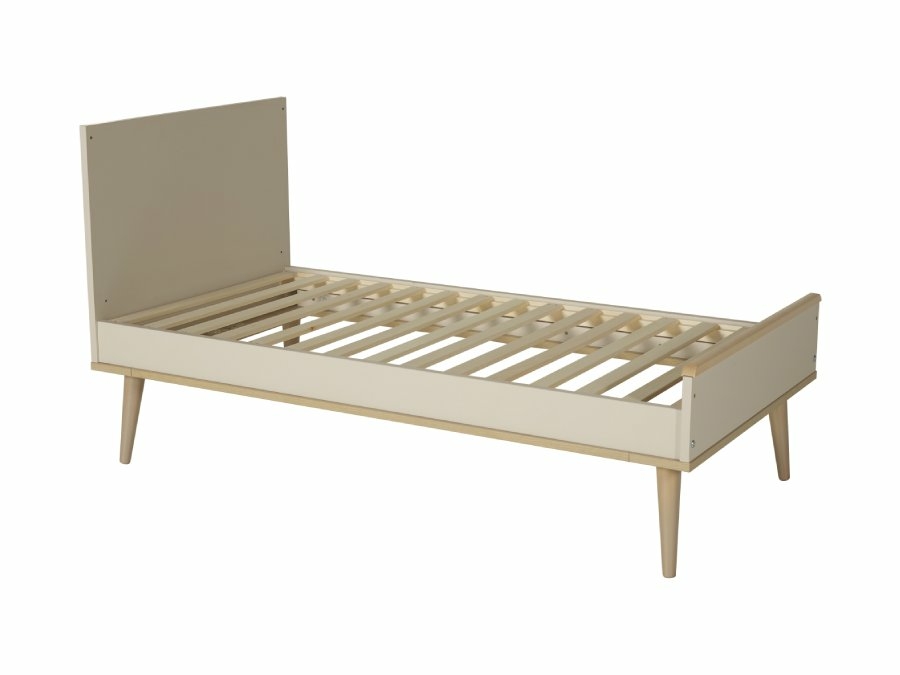 54F02 01XL001 Quax Flow ombouwbed 70x140 Clay Oak peuterbed 3d