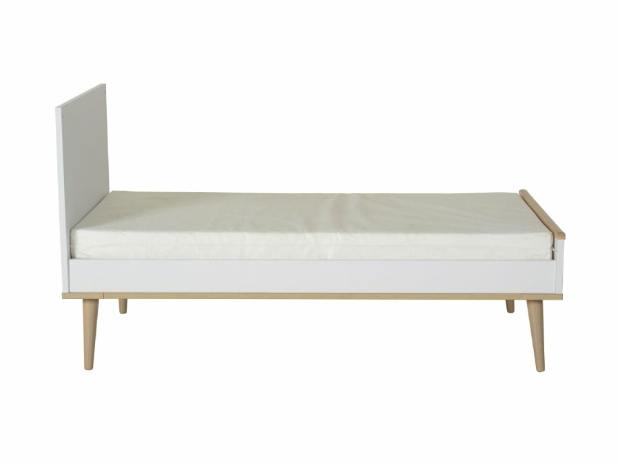 54F02 01XL002 Quax Flow ombouwbed 70x140 White Oak peuterbed