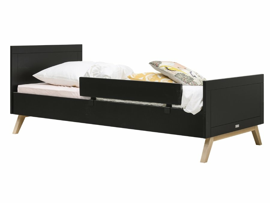 15411219 Bopita Nora bed 90x200 zwart beuken uitvalbeschemer