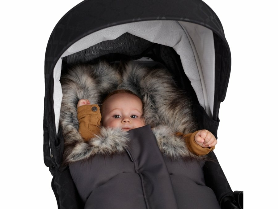 51 508 VZ FUR Quax luxe voetenzak met baby