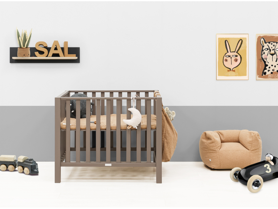 105257 playpen Brent room