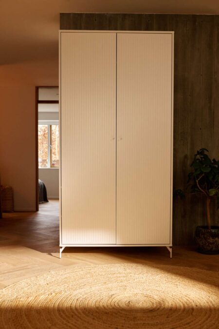 Flexa Saga 2-deurs kledingkast met eiken knoppen en poten - Oat - Afbeelding 12